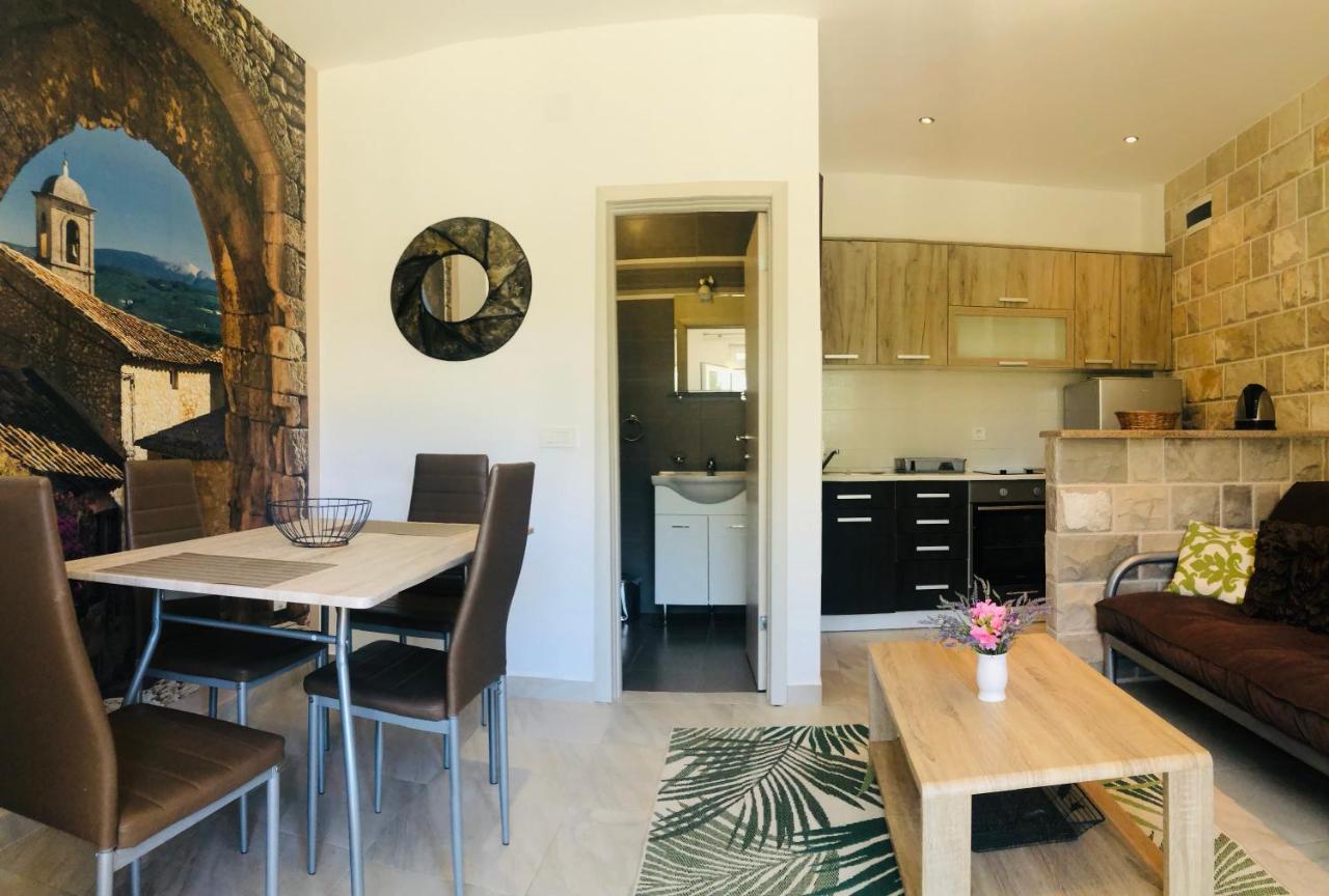 Bay View Apartments Petrovac Rom bilde