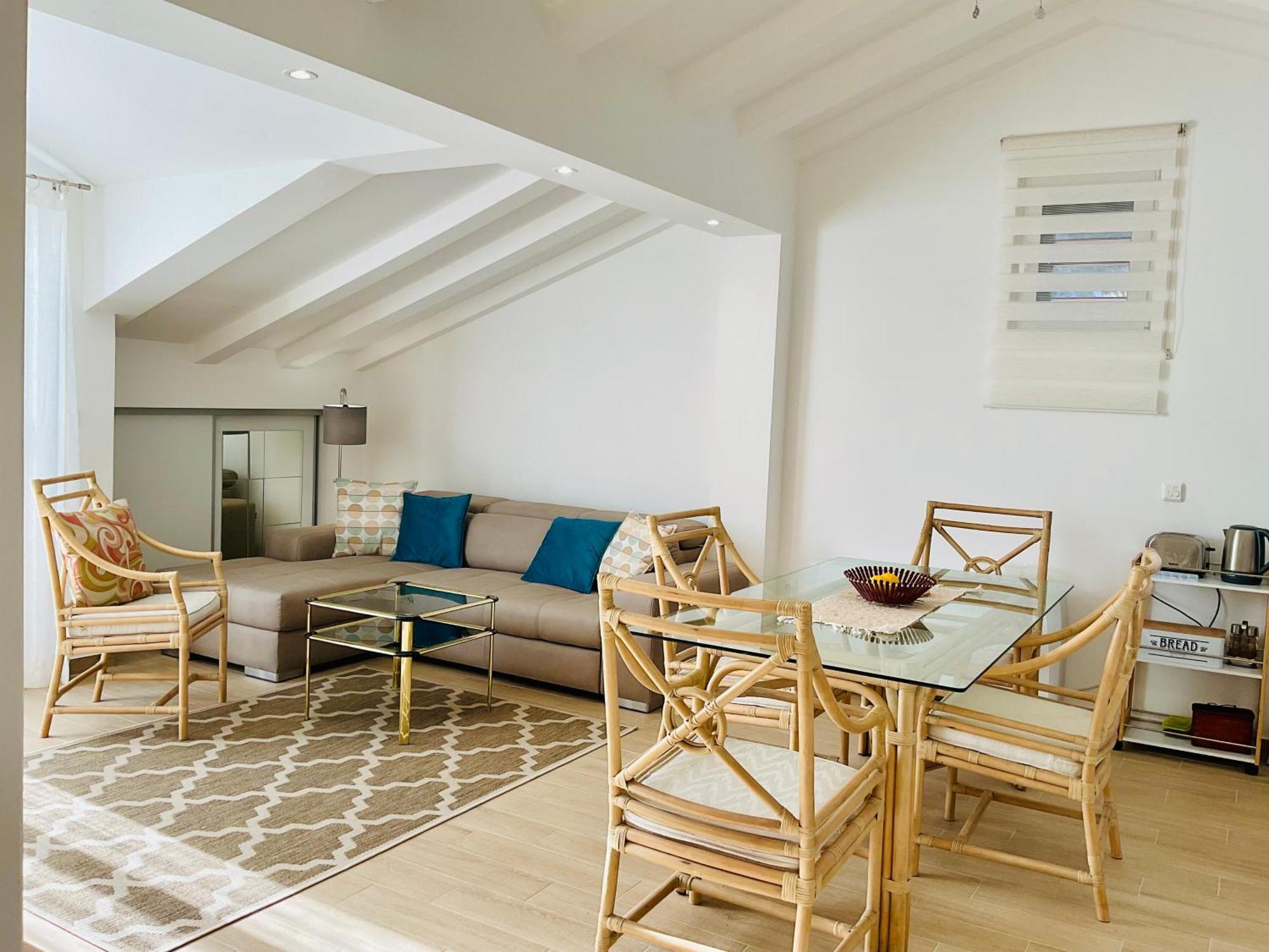 Bay View Apartments Petrovac Eksteriør bilde