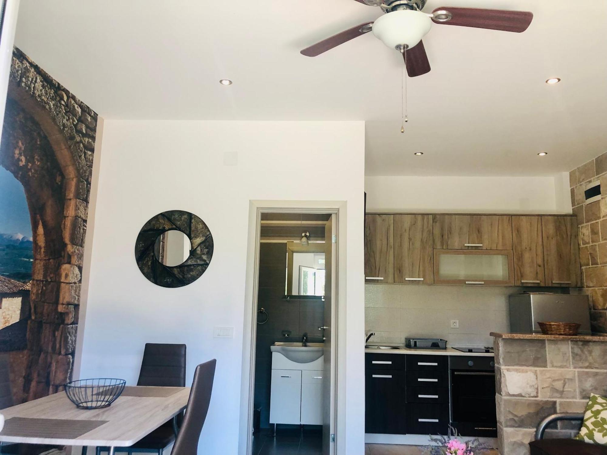 Bay View Apartments Petrovac Rom bilde