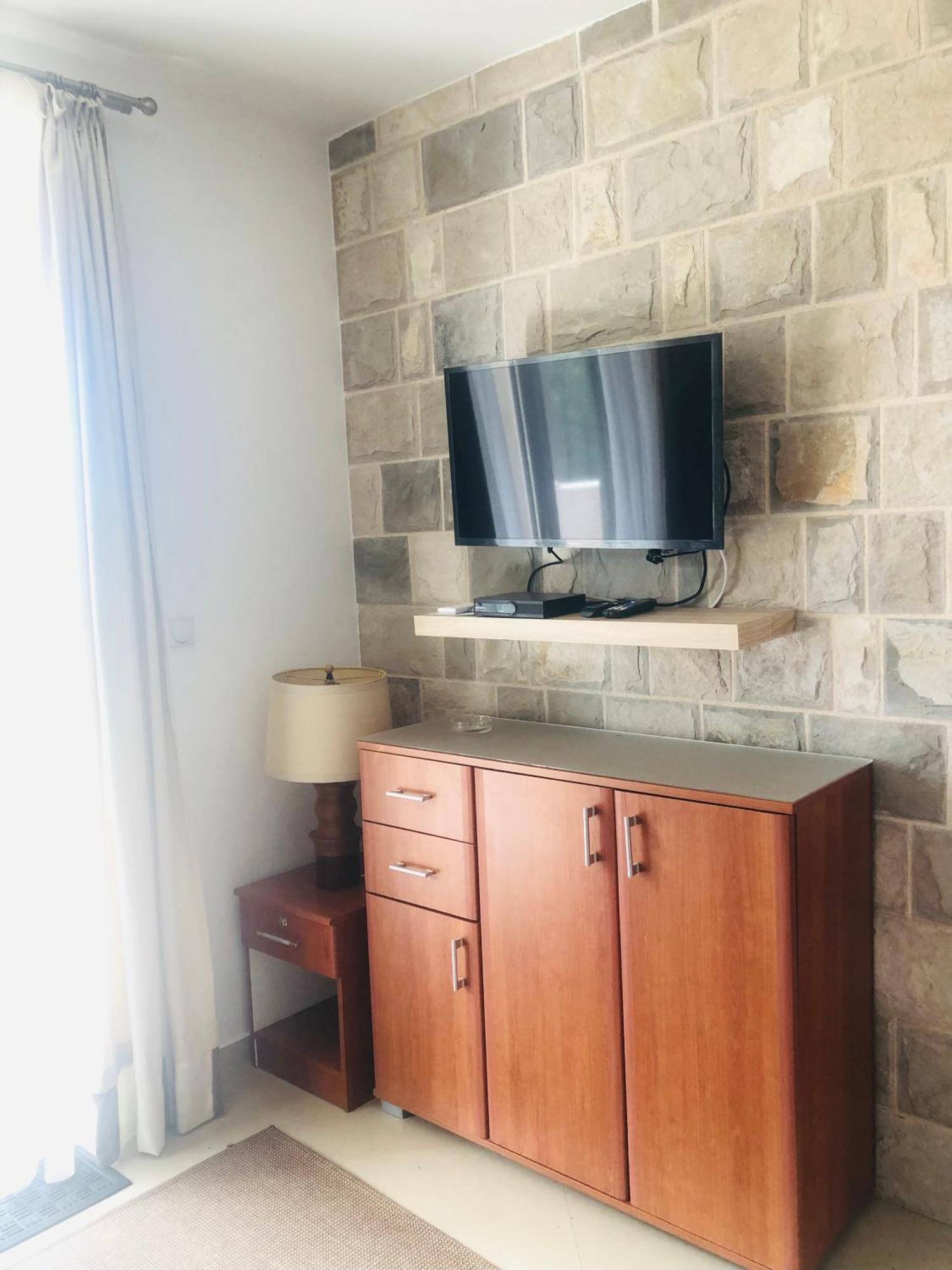Bay View Apartments Petrovac Rom bilde